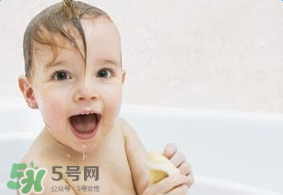 寶寶便秘喝什么果汁好？寶寶便秘喝什么果汁？