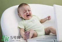 小孩磨牙該怎么治療？小孩磨牙該怎么辦？