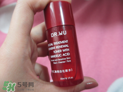 寵愛之名和dr.wu哪個(gè)好？ 寵愛之名和dr.wu對(duì)比