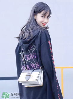 prada cahier正品多少錢(qián)？prada cahier專柜價(jià)格