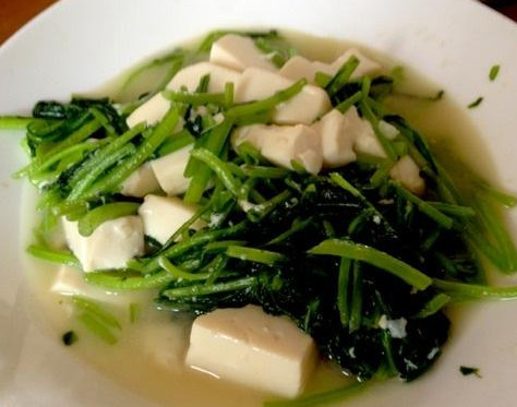 茼蒿能和豆腐一起吃嗎？茼蒿可以和豆腐同炒嗎