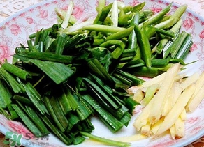 川菜中蒜苗回鍋肉怎么做？蒜苗回鍋肉的做法
