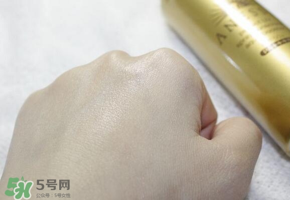 安耐曬噴霧可以帶上飛機(jī)嗎？安耐曬防曬噴霧可以托運(yùn)嗎？