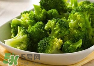 西蘭花焯水用冷水還是熱水？西蘭花焯水多久