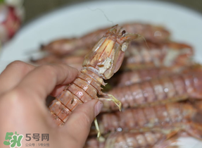 皮皮蝦中間硬的能吃嗎？皮皮蝦中間硬的是什么？