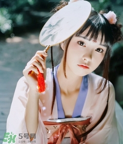打水光針后多久能化妝？打水光針后化妝會(huì)怎樣？