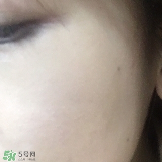 混油敏感肌用什么粉底液？敏感混油皮用的粉底液