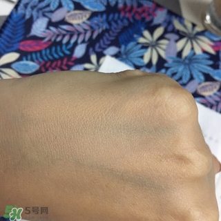 混油敏感肌用什么粉底液？敏感混油皮用的粉底液
