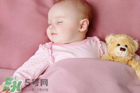 寶寶用的碗可以用洗潔精洗嗎？寶寶用的碗用洗潔精洗好不好？