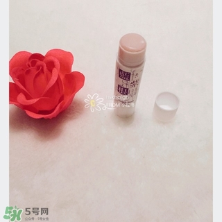 藍(lán)紫根去法令紋有用嗎？藍(lán)紫根法令紋棒可以去法令紋嗎？