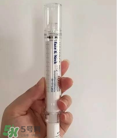 藍(lán)紫根去法令紋有用嗎？藍(lán)紫根法令紋棒可以去法令紋嗎？