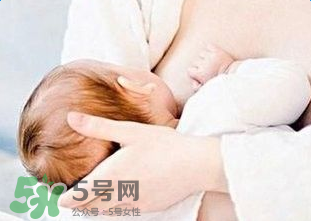 胸很大奶水卻很少怎么回事？胸大卻沒有奶水該怎么辦？