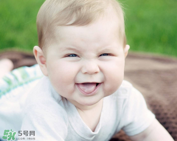 寶寶嗓子啞了該怎么辦？寶寶嗓子護(hù)養(yǎng)怎么做？