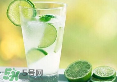 檸檬水什么時候喝最好？檸檬水什么時間喝最好