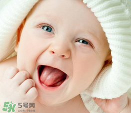寶寶濕疹可以涂郁美凈嗎？ 寶寶濕疹涂什么管用？
