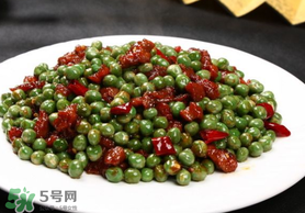 豌豆和牛肉能一起吃嗎？豌豆能和牛肉一起吃嗎？
