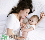 生完孩子后掉頭發(fā)是正常的嗎？產(chǎn)后掉發(fā)掉多少屬于正常?