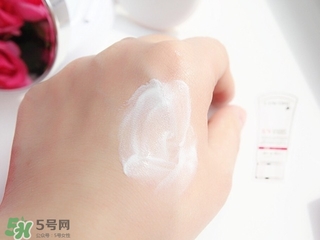 蘭蔻防護(hù)乳多少錢？蘭蔻防護(hù)乳怎么樣？