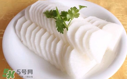 黑魚能和蘿卜一起吃嗎？黑魚能和胡蘿卜同食嗎