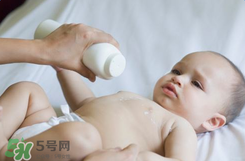 護(hù)臀膏和爽身粉有什么區(qū)別？護(hù)臀膏和爽身粉有什么不同