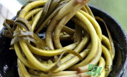 蒜薹怎么腌？腌蒜臺(tái)的家常做法大全