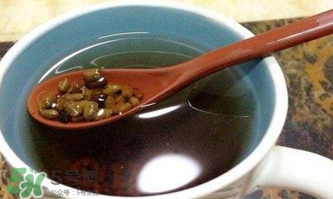 決明子泡水喝要炒熟嗎？決明子泡水的功效