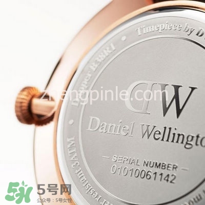 dw丹尼爾惠靈頓手表怎么調(diào)時(shí)間？dw手表怎么沒有日期