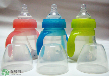 硅膠奶瓶多久換一次？硅膠奶瓶需要換嗎？