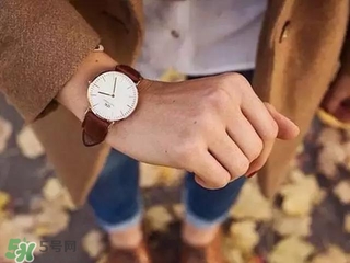 dw手表和天梭哪個好？dw手表和天梭手表哪個檔次高？