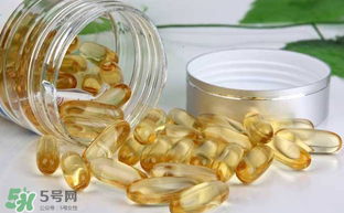 寶寶吃魚肝油什么時間吃最好？嬰兒吃魚肝油吃到什么時候？