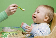 寶寶吃米粉會上火嗎？寶寶吃米粉會出現(xiàn)上火嗎？