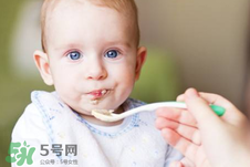 寶寶吃米粉會(huì)便秘嗎？寶寶吃米粉會(huì)導(dǎo)致便秘嗎？