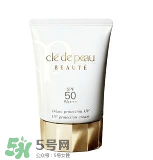 先涂防曬霜還是妝前乳？防曬霜和妝前乳使用順序