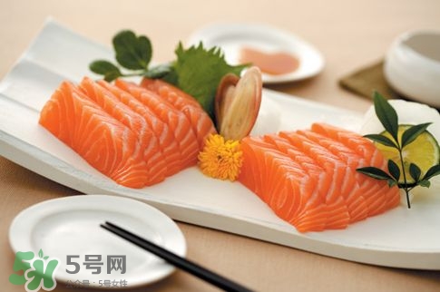 孕婦可以吃三文魚嗎？孕婦可以吃三文魚壽司嗎？