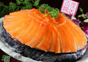 三文魚煮多久？寶寶吃三文魚煮多久熟？