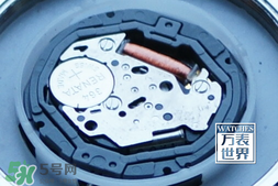 dw手表怎么換電池？dw丹尼爾惠靈頓手表?yè)Q電池步驟