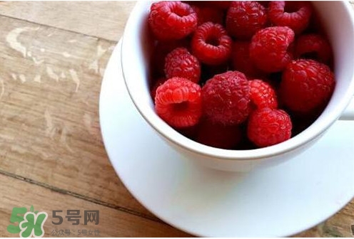 覆盆子是野草莓嗎？覆盆子是桑椹嗎？
