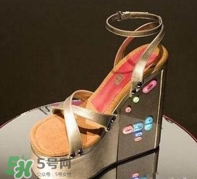 貞操褲怎么上廁所？貞操褲圖片