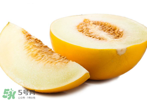 甜瓜和海鮮能一起吃嗎？吃海鮮能吃香瓜嗎？