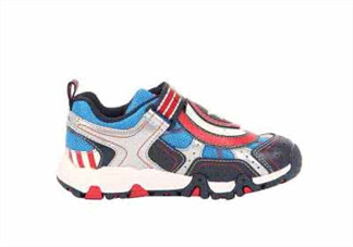 stride rite的中文叫什么？stride rite的中文怎么翻譯？