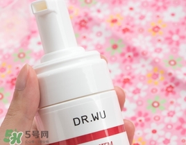 dr.wu杏仁酸洗面奶怎么樣？dr.wu杏仁酸洗面奶怎么用