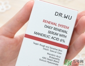 dr.wu杏仁酸18和6哪個(gè)好？dr.wu達(dá)爾夫杏仁酸18和6區(qū)別