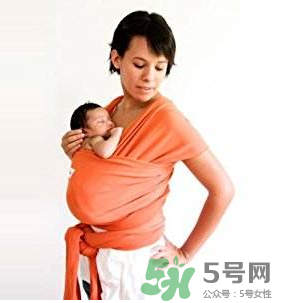 背巾適合多大的寶寶？背巾寶寶多大可以用？