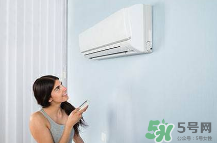 夏天坐月子可以吹風(fēng)扇嗎？夏天風(fēng)扇能不能給產(chǎn)婦用？