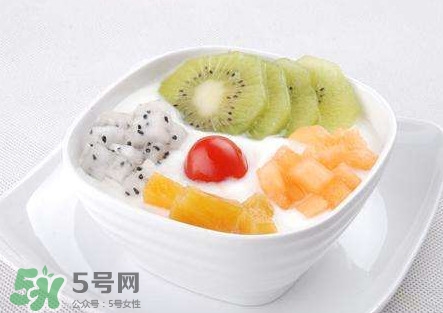 蓮霧能和酸奶一起吃嗎？酸奶可以和蓮霧一起吃嗎？