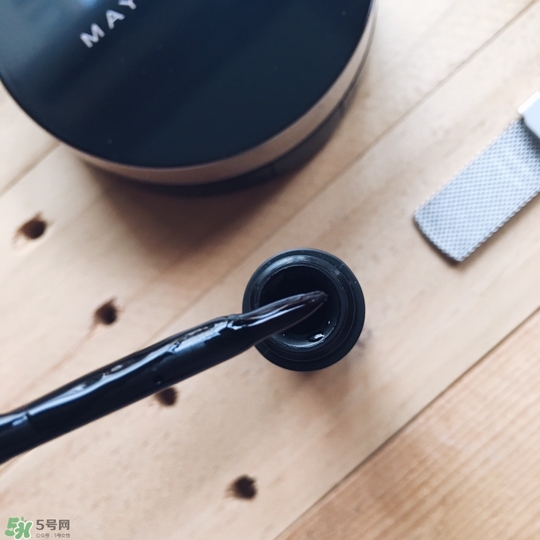 美寶蓮眉膠好不好？美寶蓮眉膠怎么用