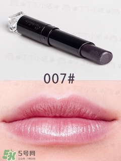 嬌蘭小黑裙007值得入嗎？嬌蘭小黑裙007唇膏口紅怎么樣？
