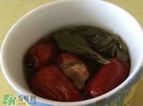 艾葉是什么植物？艾葉和艾草是一回事嗎？