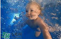寶寶游泳耳朵進水了怎么辦？寶寶游泳如何避免耳朵進水？