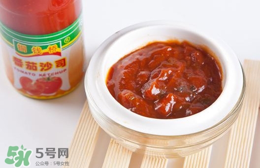 番茄醬是番茄沙司嗎？番茄醬和番茄沙司有什么不同？